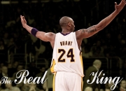 九游官网-上海队对阵新疆队，马克西完成里程碑