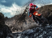 九游娱乐官方-欧冠半决赛之夜，文班亚马防守端锁死对手，篮球世界的未来已来