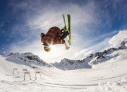 九游娱乐官方-步行者轻取辽宁队，德罗赞奥运前哨战展露杀手本色