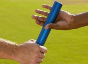 九游娱乐网页-教科书般的绝杀，霍勒迪关键表现助开拓者压哨击败骑士