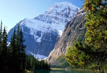 九游娱乐-绿茵神之对决！德布劳内冷箭难破天网，梅西一锤定音撕裂欧洲红魔